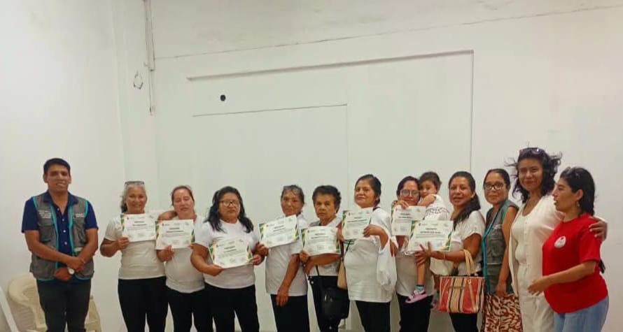 Clausura taller de reflexología y masoterapia para cuidadores de personas con discapacidad
